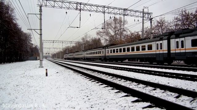 Электропоезда ЭД4М-0452 "ЦППК" (ТЧ-7) поезд №7042 + ЭД4М-0119 (ТЧ-7), поезд №6120. смотреть онлайн