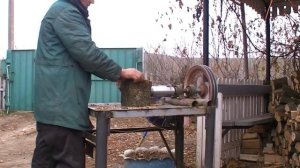 Устройство и работа самодельного конусного дровокола.