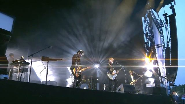 Queens of the Stone Age - Carnavoyeur & Song For The Dead (live at Pinkpop 2023) смотреть онлайн