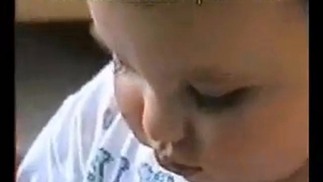 угар просто мальчик так смотрит.wmv