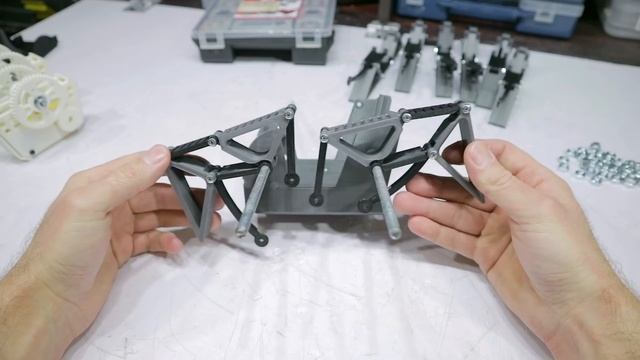 Радиоуправляемый шагоход на основе механизмов Тео Янсена смотреть онлайн