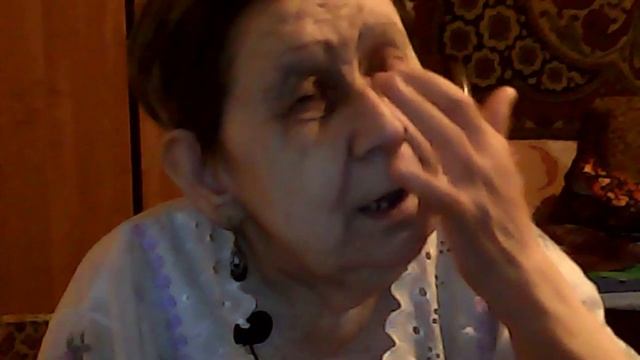 МАМА РАССКАЗЫВАЕТ ИСТОРИЮ И СКАЗКУ ПРО ЕЖИКА! смотреть онлайн