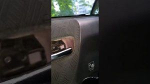 Снятие обшивки задней двери тойота Клугер Kluger.