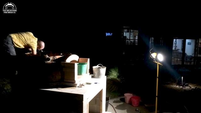 Peter's first brick Pizza Oven build смотреть онлайн