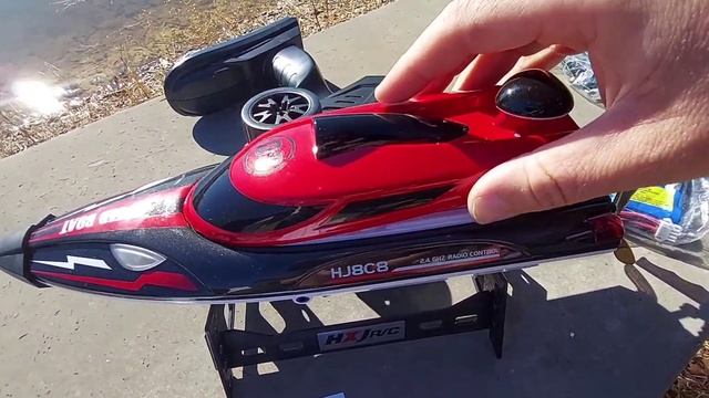 HONGXUNJIE HJ808 RC Speed Boat Unboxing And First Run Review!