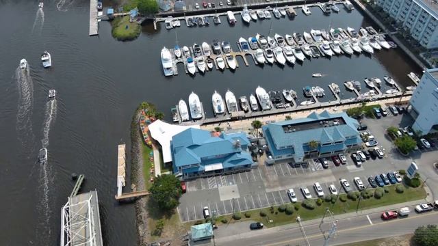 Black Pearl Cruising ICW - Little River Swing Bridge Opening - North Myrtle Beach смотреть онлайн