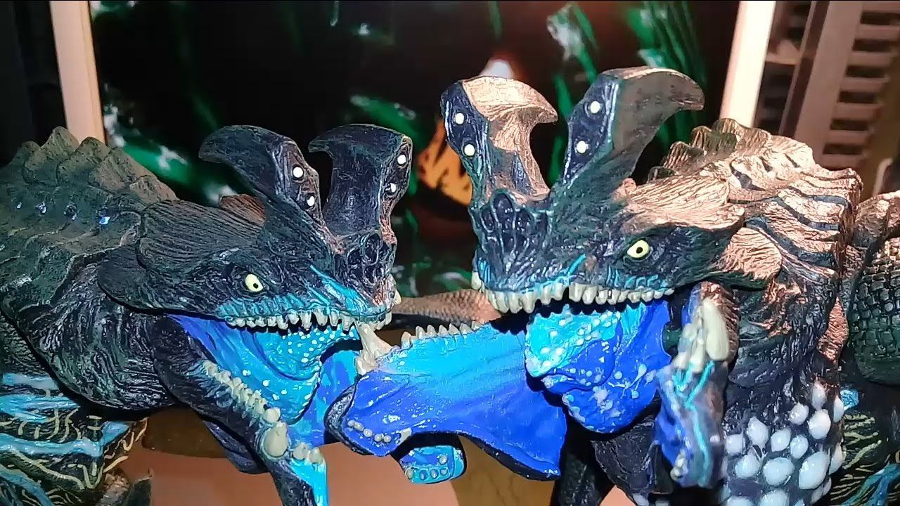 Toy Hunt! Kaiju Otachi from Pacific Rim, Deluxe Series by Neca (2014 Ground vs 2015 Flying Version)! смотреть онлайн