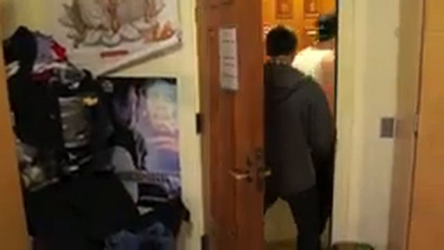 Douche Bag Dougy: How to have SWAG смотреть онлайн