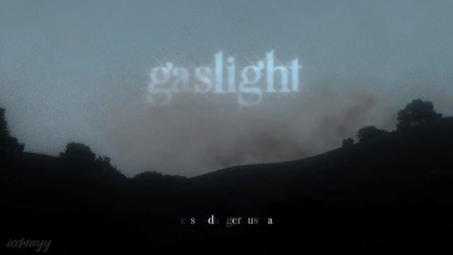 Nessa Barrett - Gaslight / Перевод смотреть онлайн
