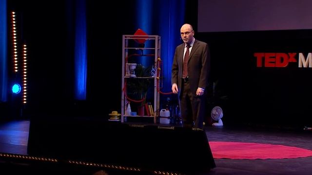 Why the majority is always wrong | Paul Rulkens | TEDxMaastricht смотреть онлайн