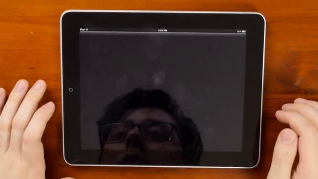 Can You Use the First iPad in 2022? смотреть онлайн