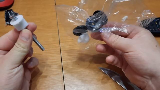 Устанавливаем крышку от унитаза. Я опять обламался. смотреть онлайн