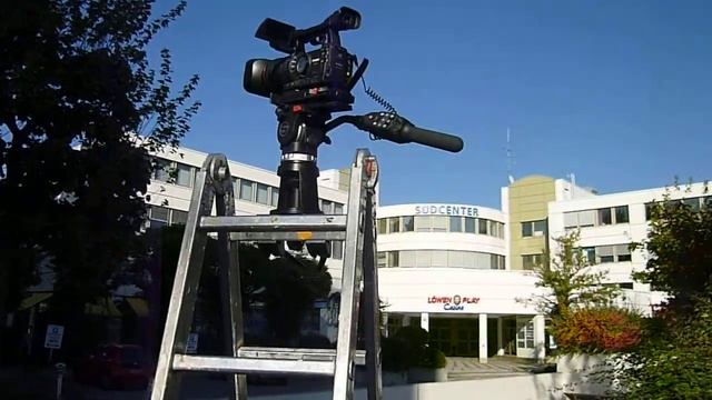 Sachtler ACE Kopf als Leiter-Stativ Spezialversion mit Canon XH-A1 смотреть онлайн