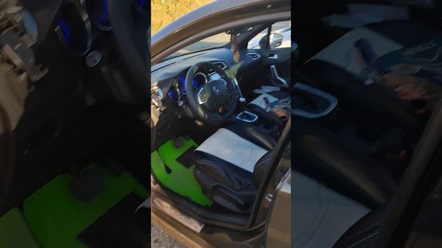 Супер-авто Citroen: путешествия по свету