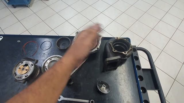 TURBO BABANDO OLEO AMBOS OS LADOS смотреть онлайн