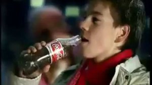 Праздник к нам приходит coca cola Старая новогодняя реклама