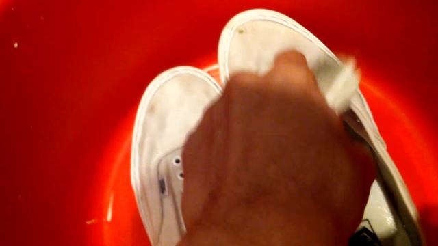 Как я отстирал белые кеды Vans за 30 минут смотреть онлайн