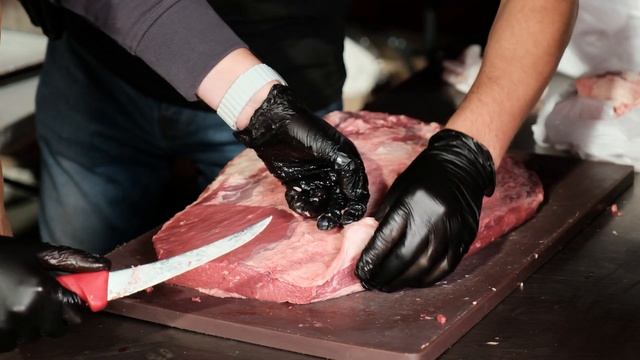 Тот самый брискет: зачищаем и готовим с Brisket Boys смотреть онлайн