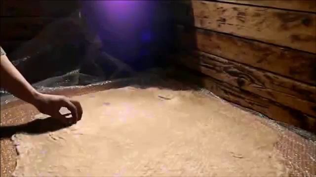 Примитивный способ изготовления войлочной одежды смотреть онлайн