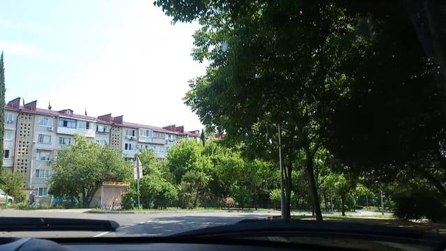 Сочи, Лазаревское - улица Партизанская.mp4 смотреть онлайн