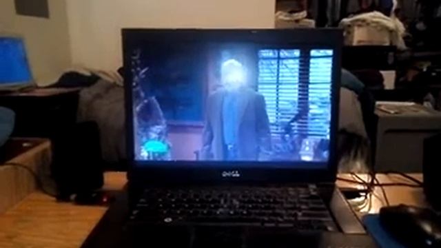 Watching TV on Portable DVD Player and Laptop смотреть онлайн