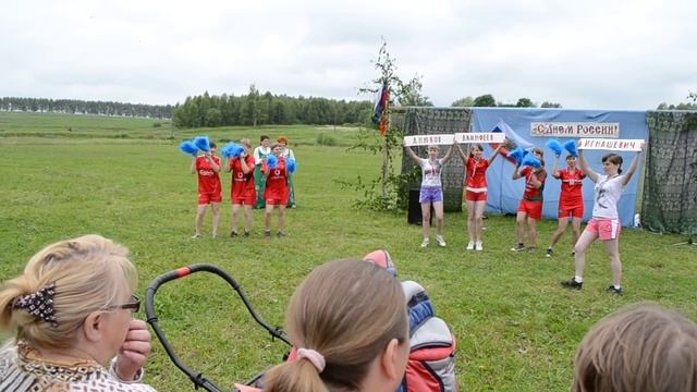 Танец "Вперед,Россия" смотреть онлайн