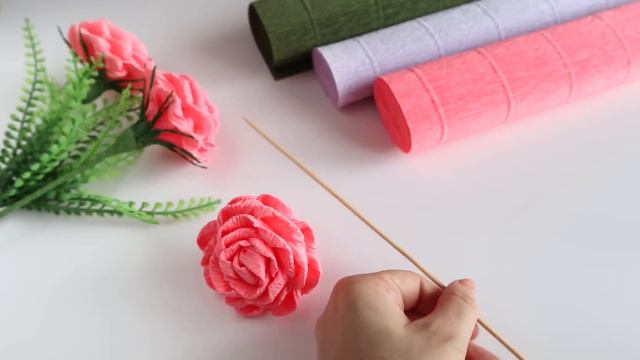 DIY 🌹 How to Make Paper Roses 🌹 Crepe paper decorating ideas. смотреть онлайн