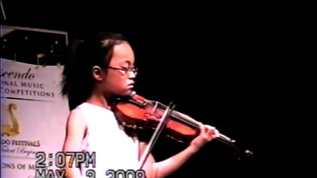Accolay, Concerto No.1 in A minor by Allison Kerr (8 years old) смотреть онлайн