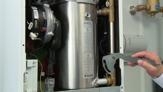 WOLF Technik-Tipp 1: Ausschwenken Wärmetauscher CGB-2 смотреть онлайн