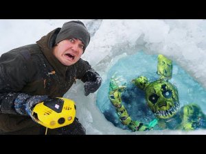 Эти жуткие находки мы нашли подо льдом, где затонули аниматроники с помощью подводного дрона!