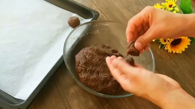 🤩ПЕЧЕНЬЕ ЗА 15 МИНУТЬ! ШОКОЛАДНЫЙ ВКУСНЫЙ ПЕЧЕНЬЕ К ЧАЮ| 🍫15 DAQIQADA SHOKOLADLI MAZALI PECHENYE смотреть онлайн