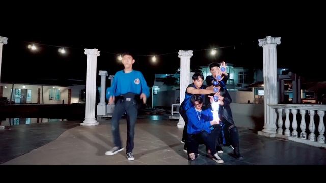 Stray Kids "MANIAC" Dance Cover by Max Imperium [Indonesia] смотреть онлайн