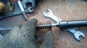 Устранение стуков в вилке ИЖ