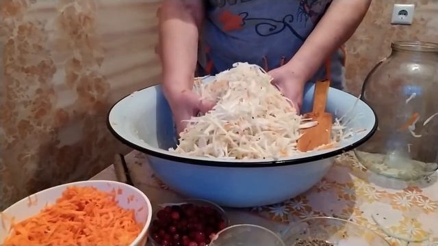 #самая #вкусная #квашеная #капуста на зиму в банках пальчики оближешь смотреть онлайн