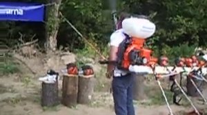 Новый бензиновый опрыскиватель-дустер Husqvarna