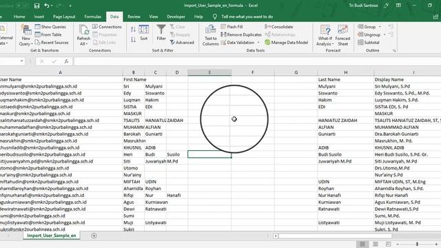 Office 365 - Add Multiple Users - Microsoft Office 365 Admin Center смотреть онлайн