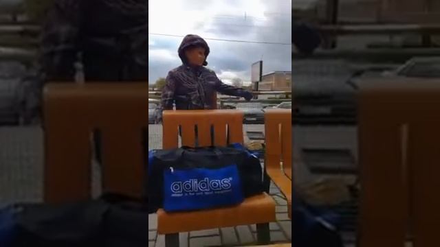 Дарим детям шарики. смотреть онлайн