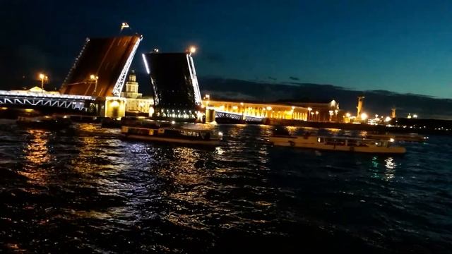 разводный мосты и красата начной реки Нева в город Санкт -Петербурге смотреть онлайн