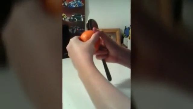 Чистим мандарин смотреть онлайн