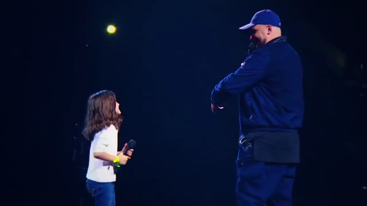 БАСТА ПОЕТ ВМЕСТЕ С ДОЧКОЙ МАШЕЙ ► Сансара feat. Мария Вакуленко и Диана Арбенина смотреть онлайн