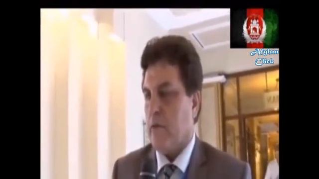 Illiterate Politician who claims that he has a PHD Degree from France смотреть онлайн