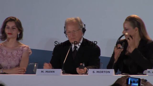 Peter Ho-Sun, Ursuka Meier, Matteo Garrone, Laetitia Cast... смотреть онлайн
