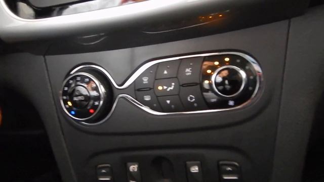 Renault Sandero Dynamique 1.6 8v (Flex) - 2015 смотреть онлайн