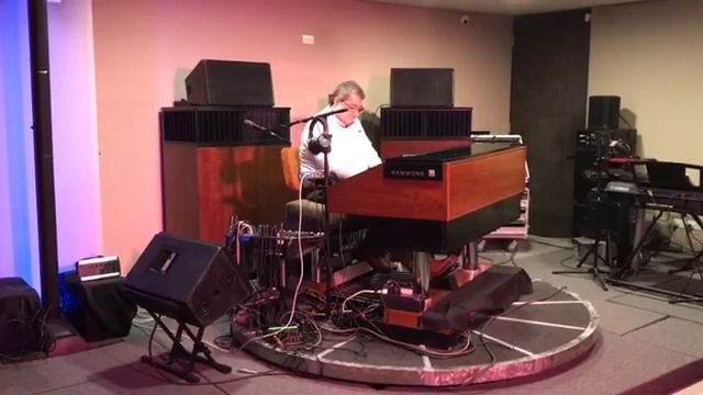 La Bikina - Nestor Astorga - Hammond X66 смотреть онлайн