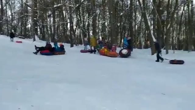 Ватрушки в Воронцовском парке 4 смотреть онлайн
