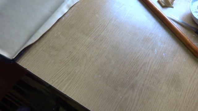 Слоеный пирог с капустой