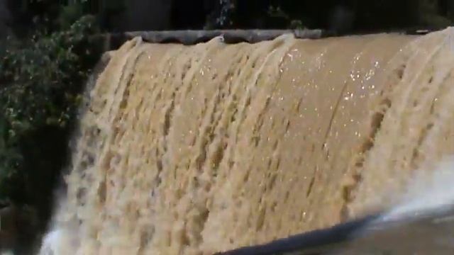 Искусственный водопад в Новом Афоне. смотреть онлайн