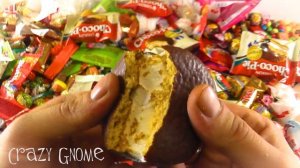 Я люблю когда очень много конфет!  ?  ?  ?   a lot of candy!