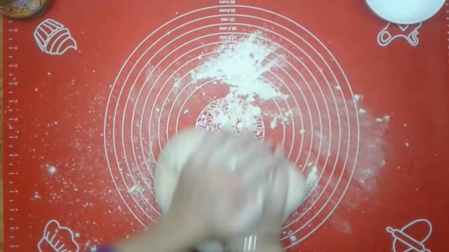 Круассаны со сгущенкой.Рецепт теста для круассанов.Дрожжевое тесто для рогаликов.Вкусные круассаны. смотреть онлайн