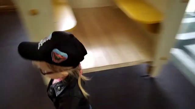 Поехали в Екатеринбург семьёй ! ( день первый). смотреть онлайн